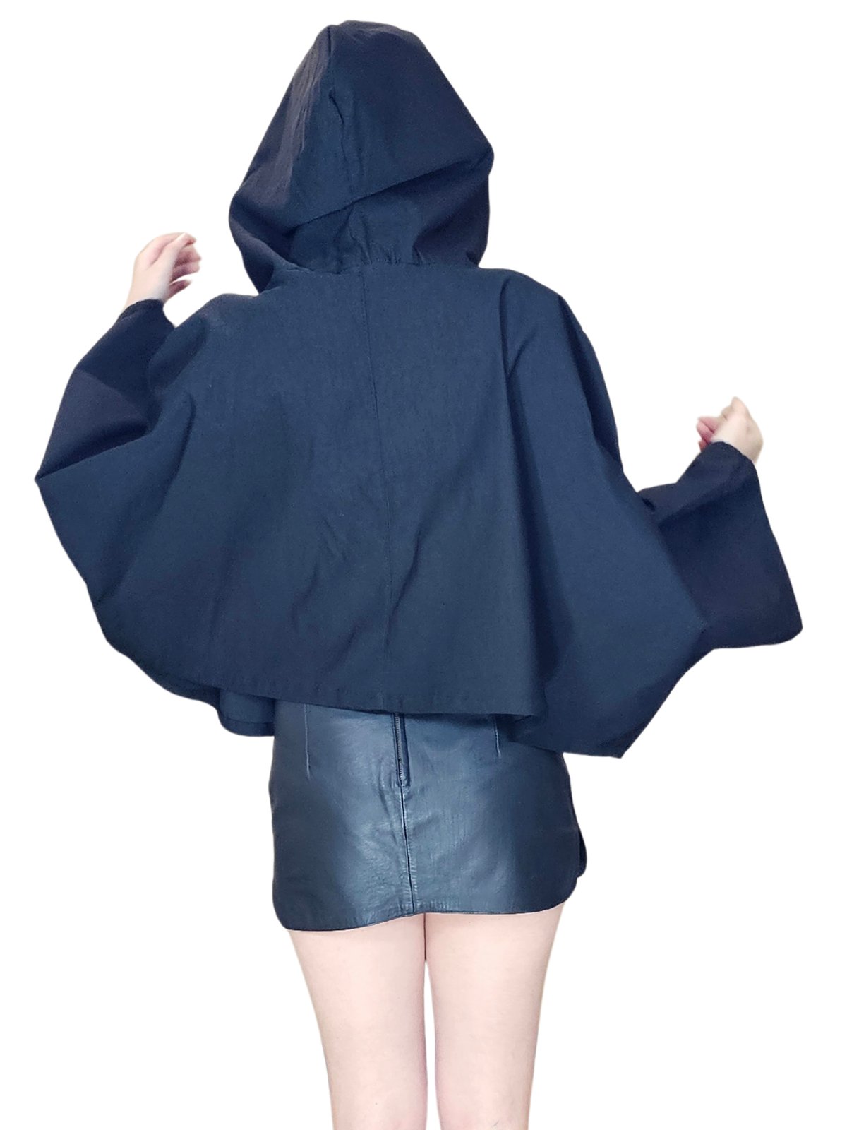 Black Oversized Cropped Hoodie – Stretchy, Cozy & Effortlessly Stylish - Tenku Designs